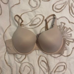 Victoria’s Secret Body By Victoria Perfect Shape Bra